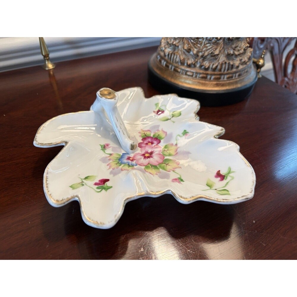 Vintage PIC Japan Leaf Trinket Nappy Dish Hand Painted Handled 7"